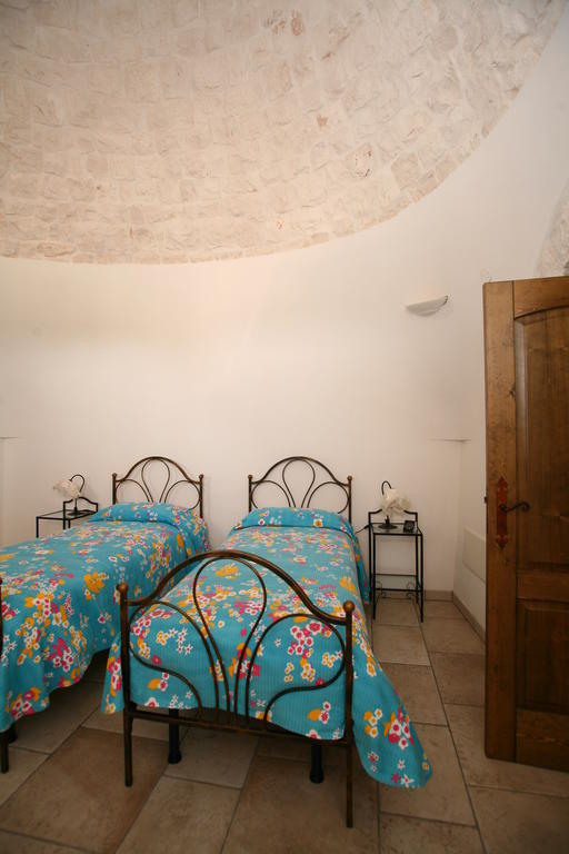 Trulli Convertini Локоротондо Экстерьер фото